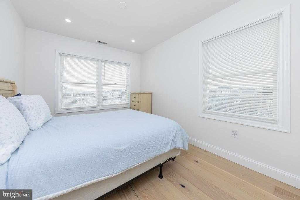 Cloudinary image with public_id: 732d628a-b22e-425c-9e9b-f3873d154a26/mzxcbhqaionpvhtj4chc