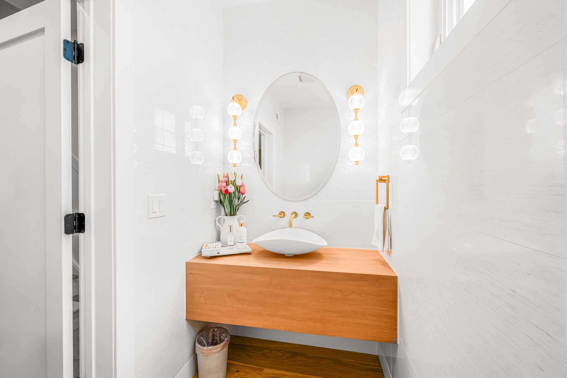 Cloudinary image with public_id: 732d628a-b22e-425c-9e9b-f3873d154a26/ittwkwpxxgii2qb9tmsn