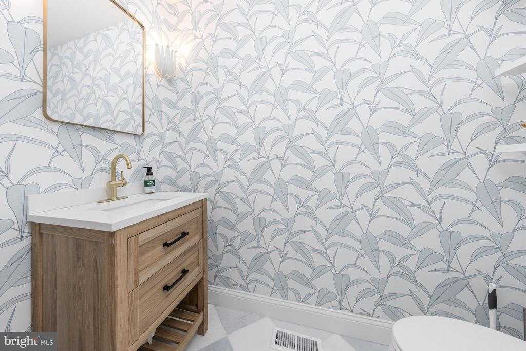 Cloudinary image with public_id: 732d628a-b22e-425c-9e9b-f3873d154a26/halnkgtag9ibtdeeyt9n