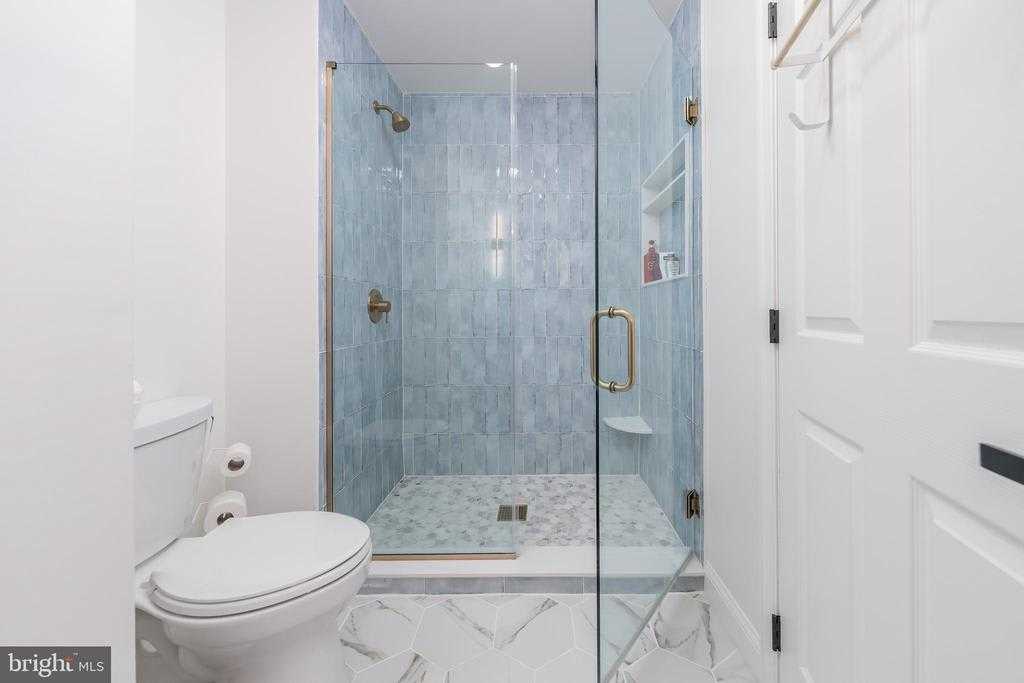 Cloudinary image with public_id: 732d628a-b22e-425c-9e9b-f3873d154a26/elbodw2ranlxfrknetwd