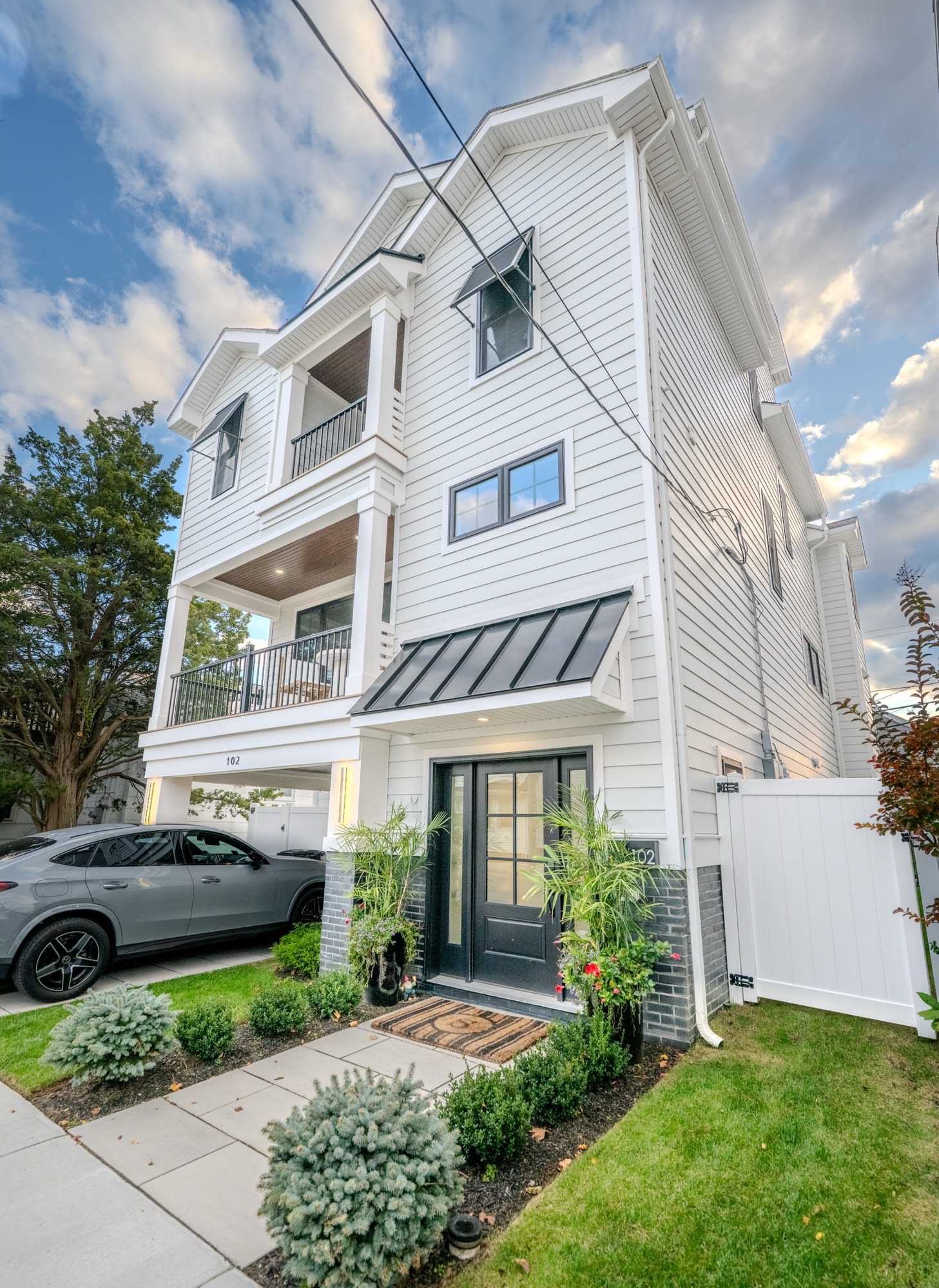 Cloudinary image with public_id: 732d628a-b22e-425c-9e9b-f3873d154a26/lmre6rozjacoaczunzty