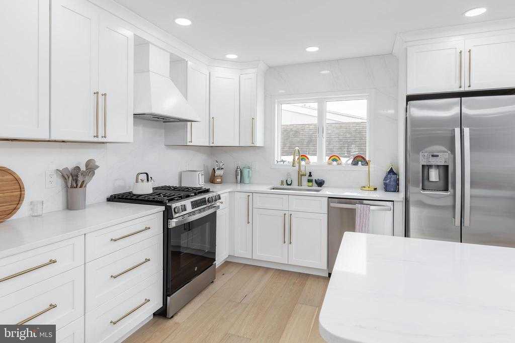 Cloudinary image with public_id: 732d628a-b22e-425c-9e9b-f3873d154a26/rdtqjpyyybtvg5tpz8gz