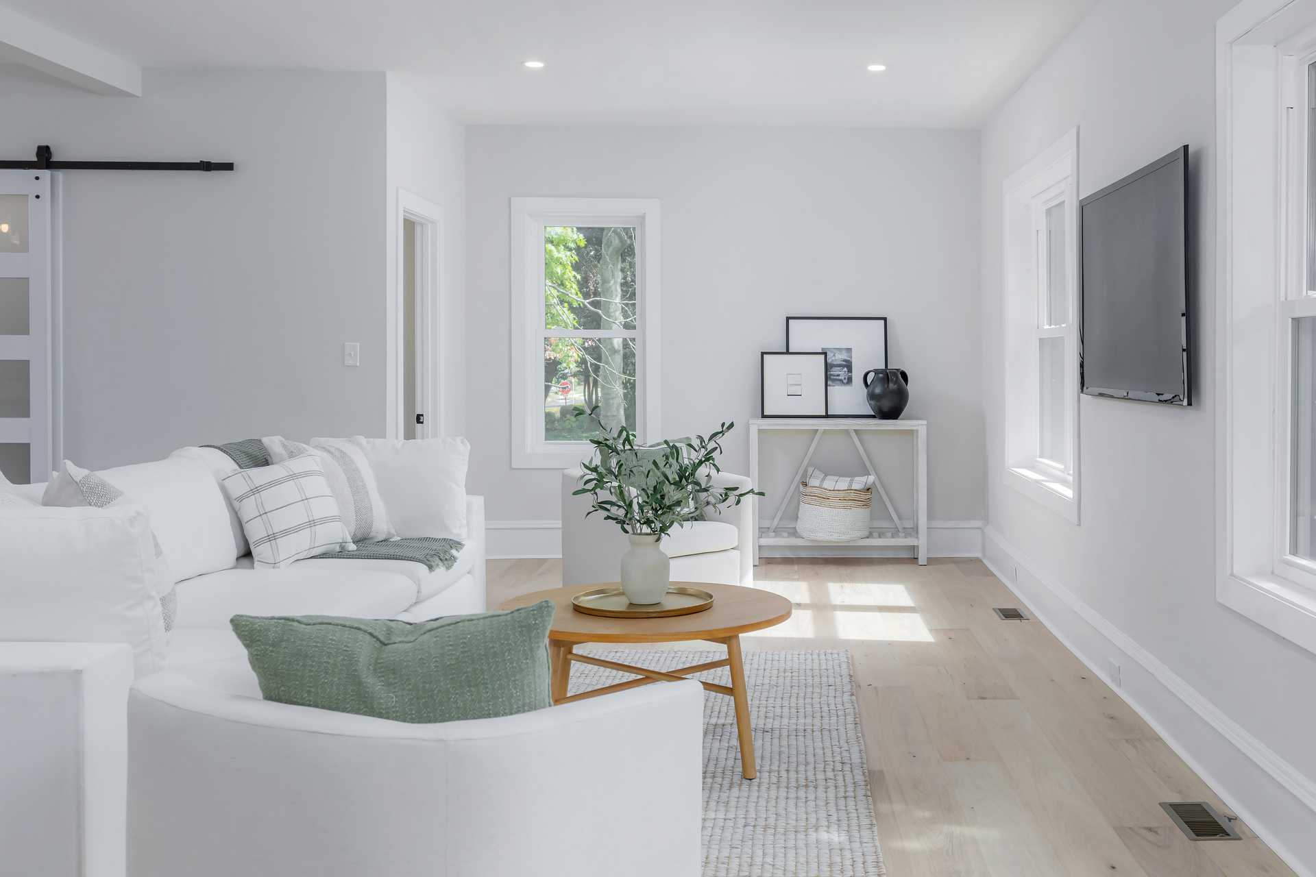 Cloudinary image with public_id: 732d628a-b22e-425c-9e9b-f3873d154a26/od06q56ah4ucmkmpfb7j