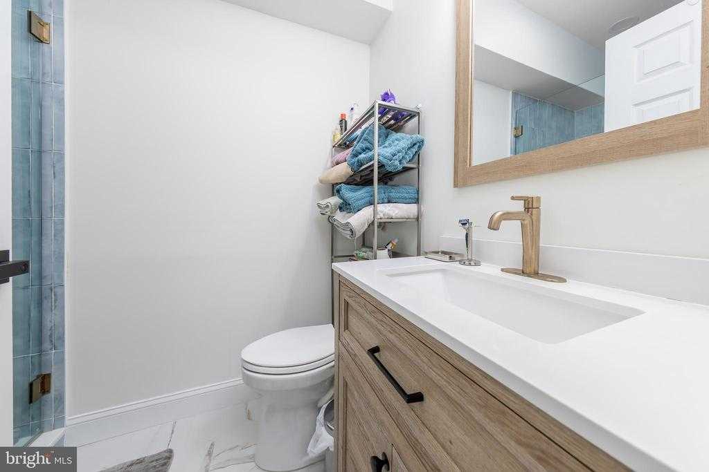 Cloudinary image with public_id: 732d628a-b22e-425c-9e9b-f3873d154a26/vysyfzjofgua9glyqhiq