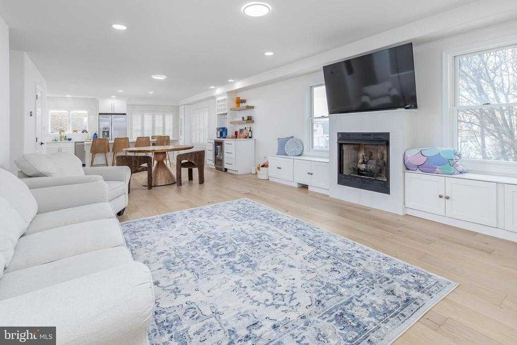 Cloudinary image with public_id: 732d628a-b22e-425c-9e9b-f3873d154a26/b6zqs8nooieiazbfm0uf